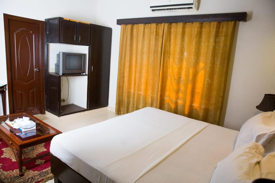 TV and multimedia, wardrobe, air conditioner