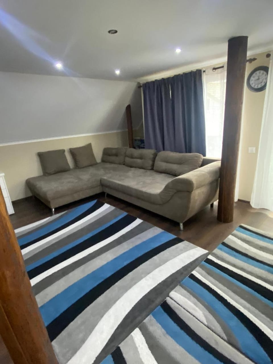 Kényelmes, kéthálószobás-nappalis apartman Kézdivásárhely városában Apartment in Romania