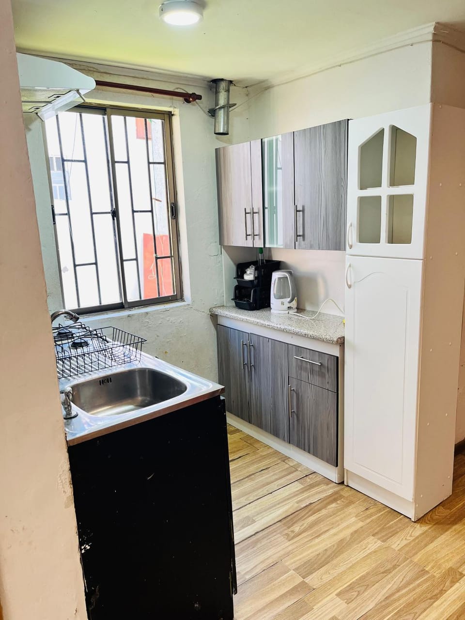 Kitchen or kitchenette, Communal kitchen