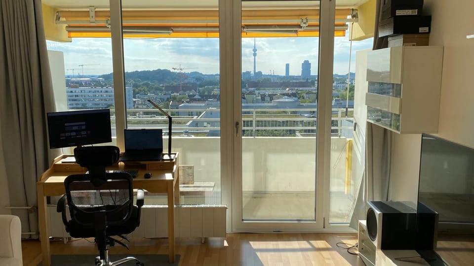 Modern Apartment Munich Center View WiFi Parking Apartment in Munich