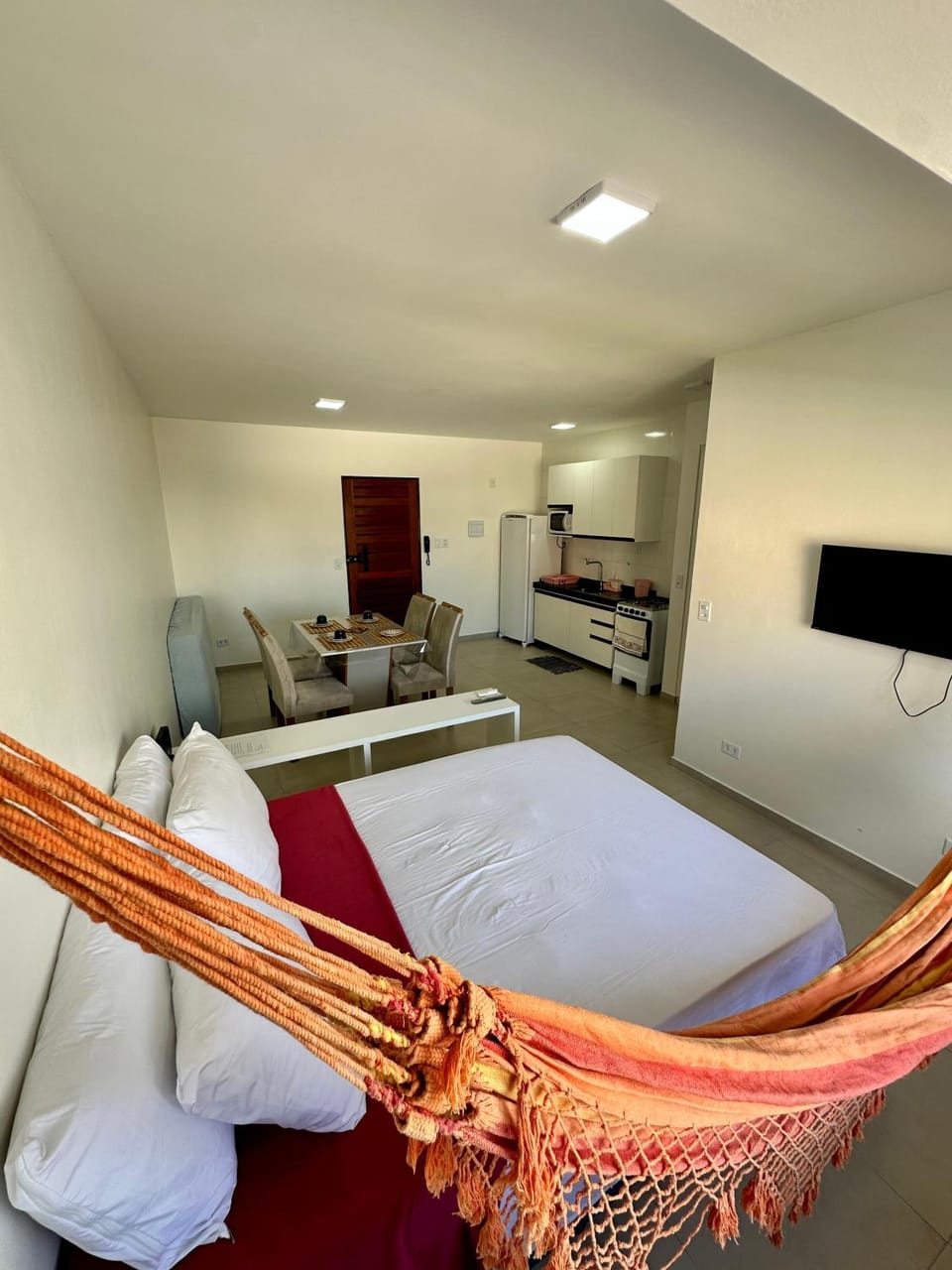 Bed, TV and multimedia, Living room, Photo of the whole room, Bedroom