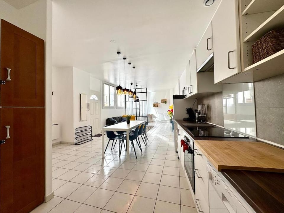Le Berlioz Terrasse Béziers Centre Apartment in Béziers