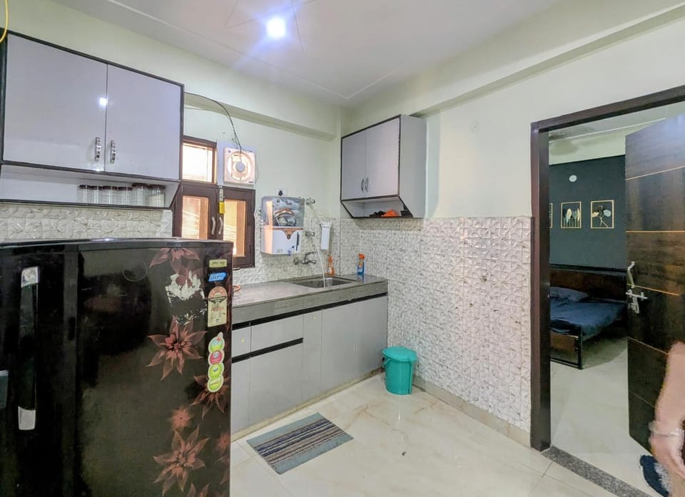 Dwarka Inn 2Bhk Apartment in Delhi