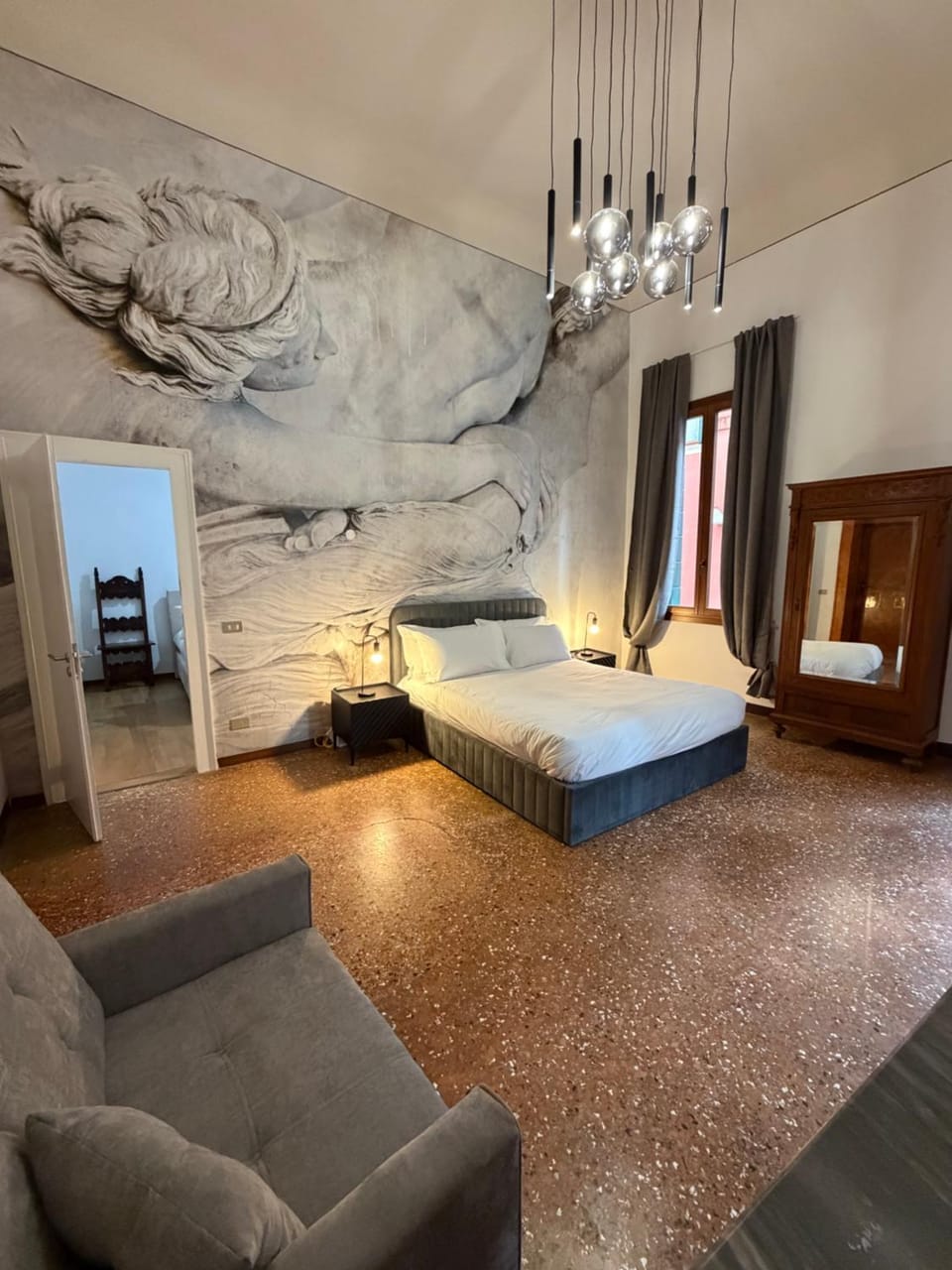 Bed, Photo of the whole room, Bedroom