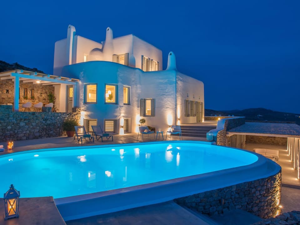 Facade/entrance, Night, Summer, Beach, Sea view, Swimming pool