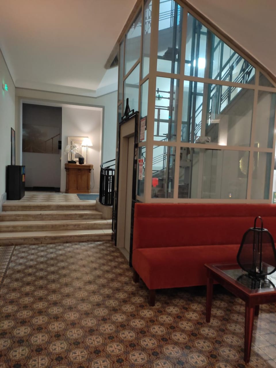 Charmant Studio rénové, au calme, à 400 mètres des thermes de Vittel Apartment in Vosges