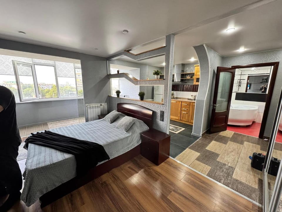 1 комнатная квартира в самом сердце Актобе Apartment in Kazakhstan