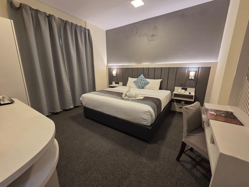 Deluxe Two Bedroom with Stunning sun setting in to the sea Apartment hotel in Ajman