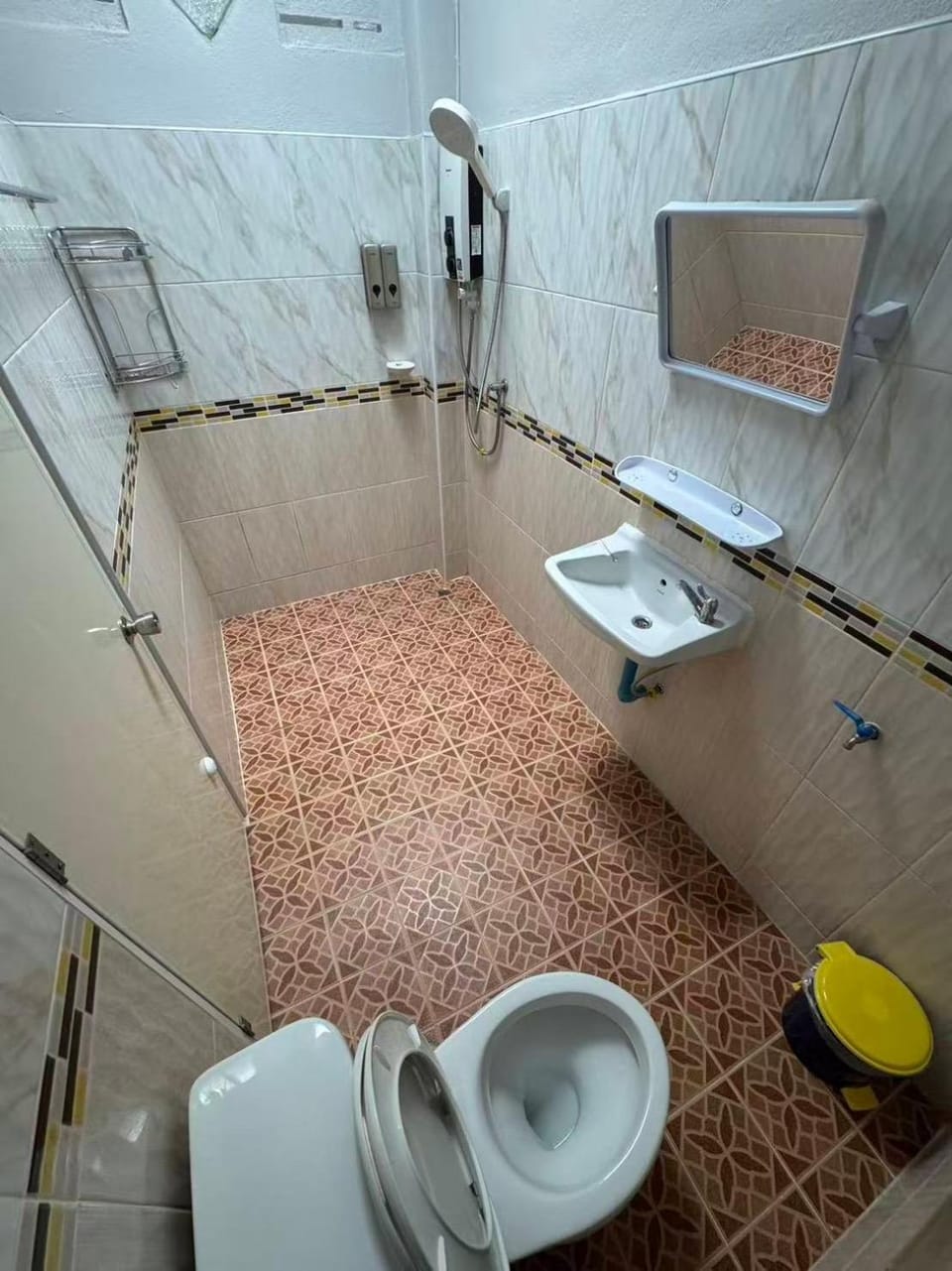 Refresh Home Betong House in Thailand