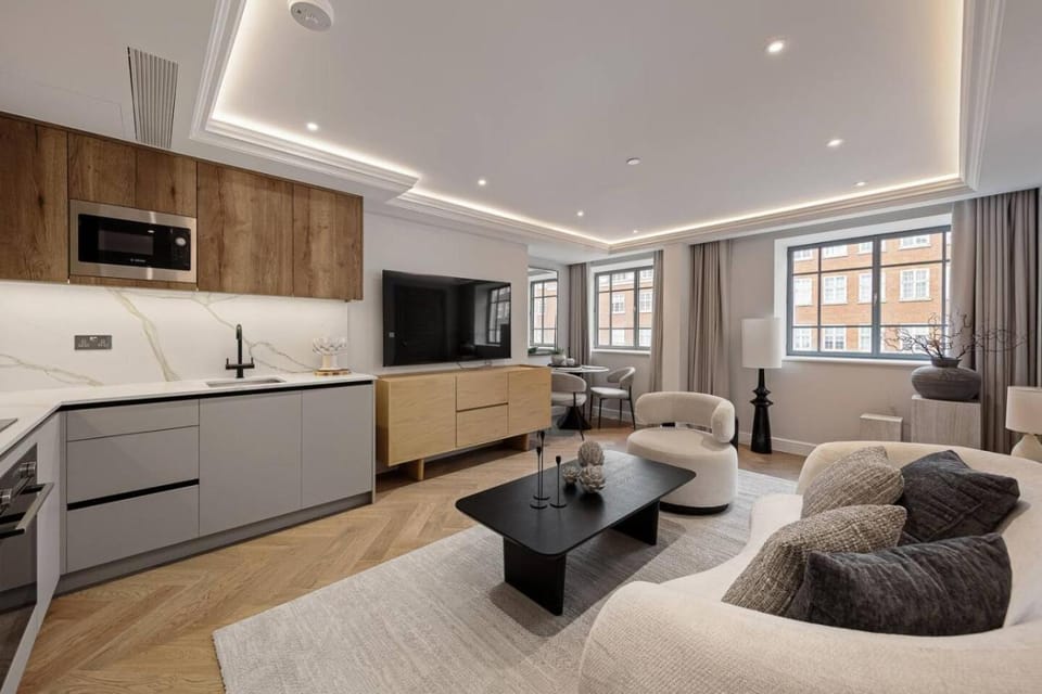 TV and multimedia, Living room, minibar