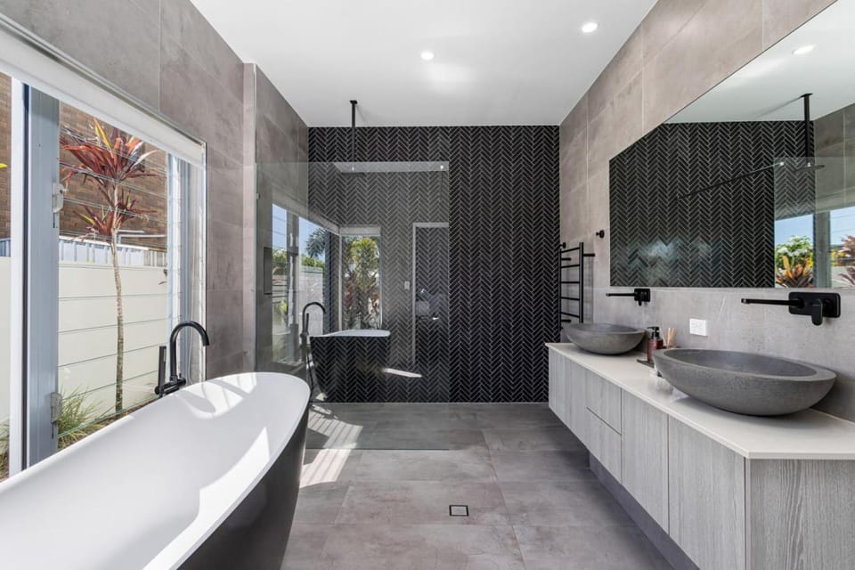 Marlin Cove Waterfront Villa House in Palm Beach