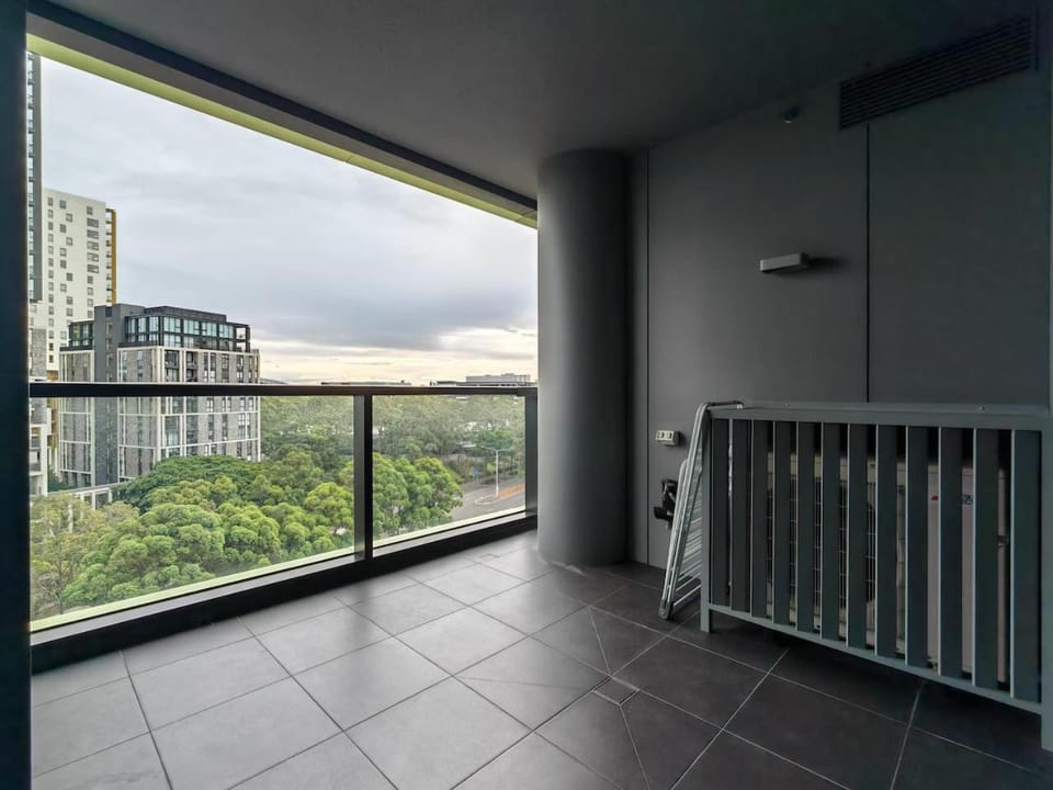Parkside Sanctuary - 2BR apartment in Olympic Park Apartment in Sydney