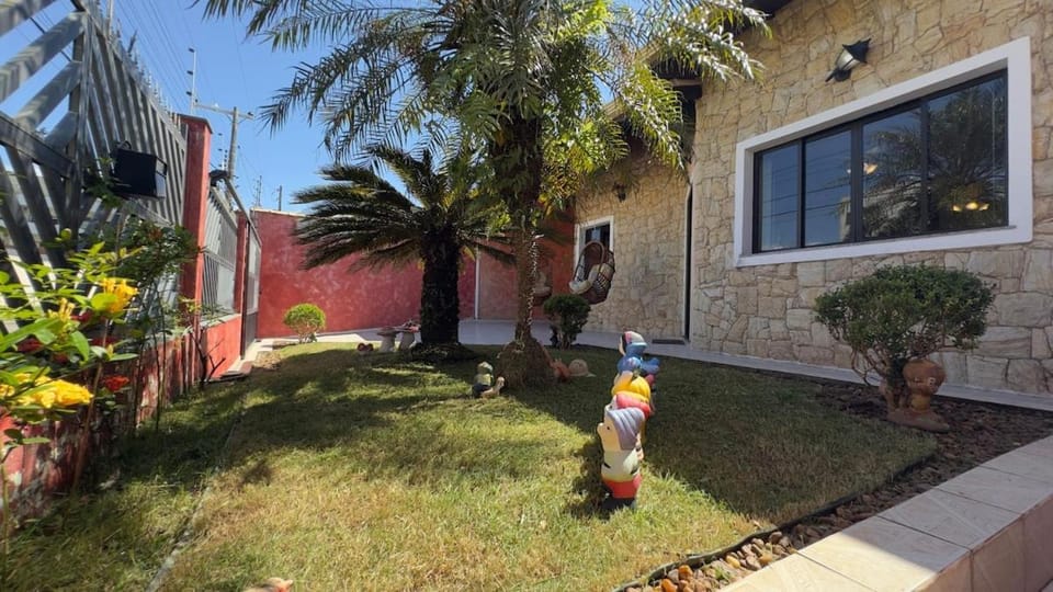 Casa 210m praia, Cervejeira, Piscina, Churrasqueira House in Peruíbe
