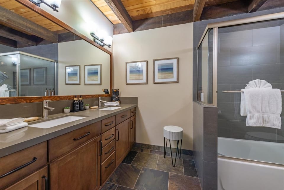 Kingswood Village 57 condo Apartment in Tahoe Vista