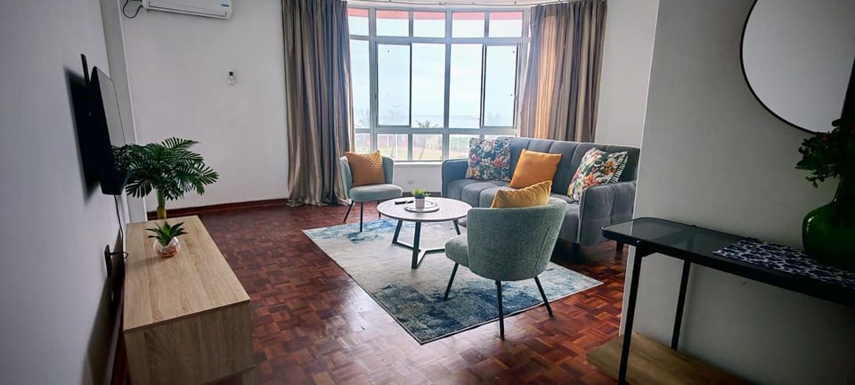 Lounge or bar, Seating area