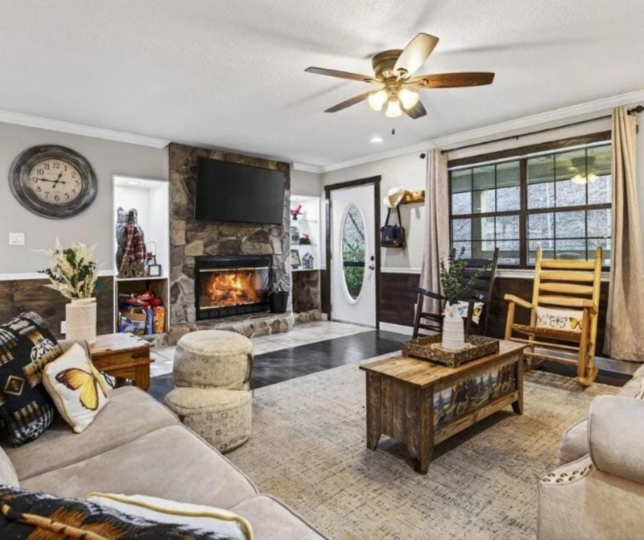 Dolly's Retreat Chalet in Pigeon Forge