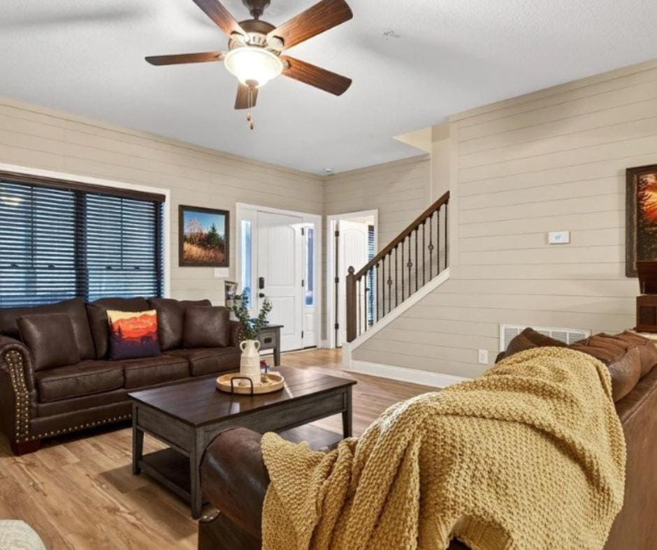 Dolly's Vacation Chalet in Pigeon Forge