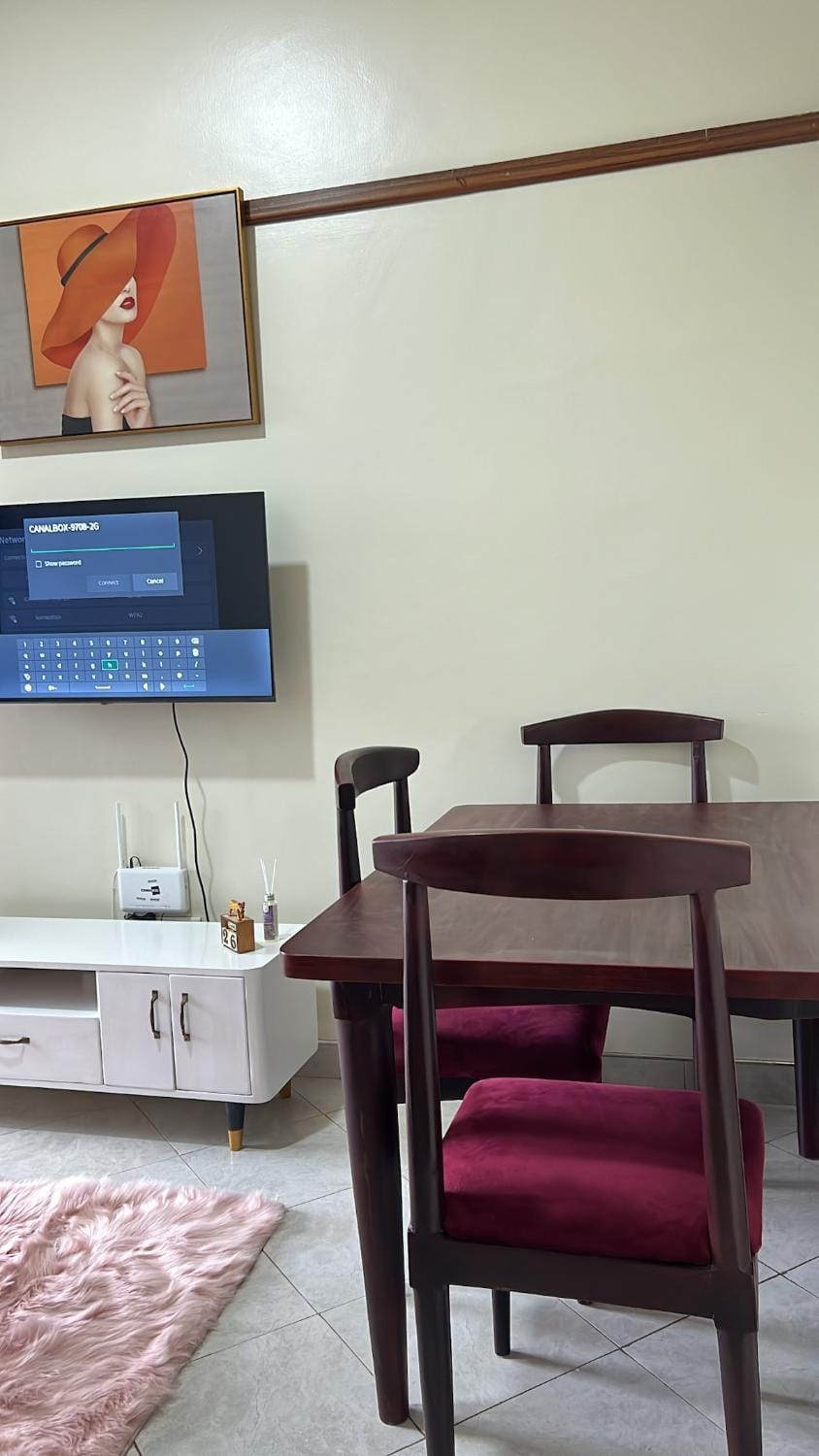 Cozy living by Miranda, Bukoto 1BRM, Un Ltd Wi-Fi Apartment in Kampala