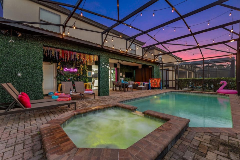 Casa Bonita Themed Rooms Pool Near Disney Country House in Osceola County