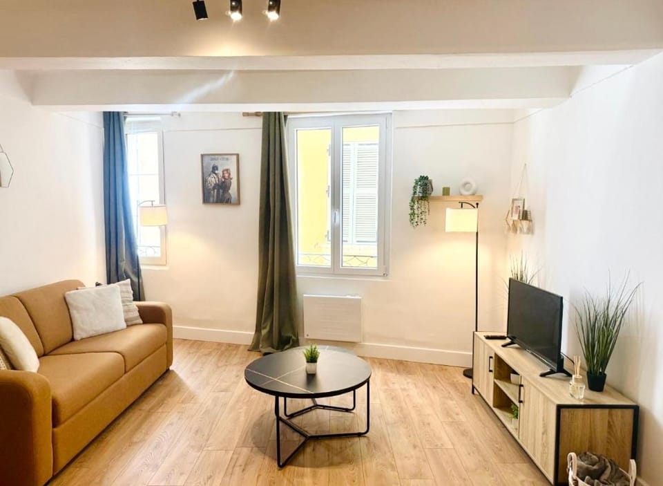 Studio neuf en hyper centre, moderne et calme Apartment in Toulon