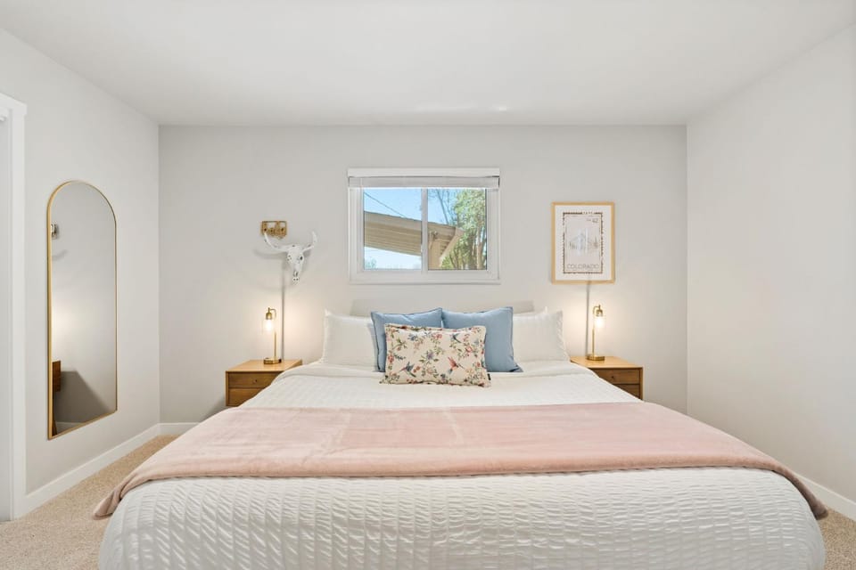 Bed, Day, Bedroom