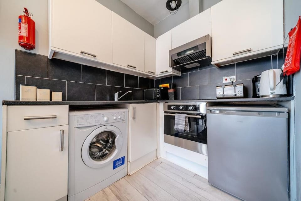 The Home Street Retreat Sleep 6, City Centre! Apartment in Edinburgh