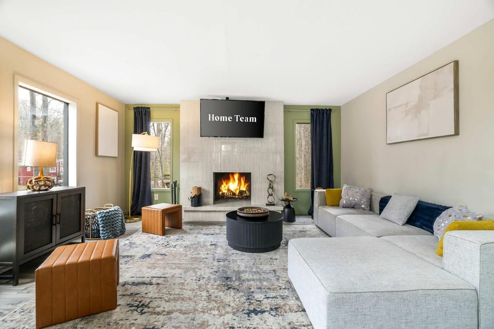 Pocono Escape Fire Pit Game Room Lake Access House in Stroud Township