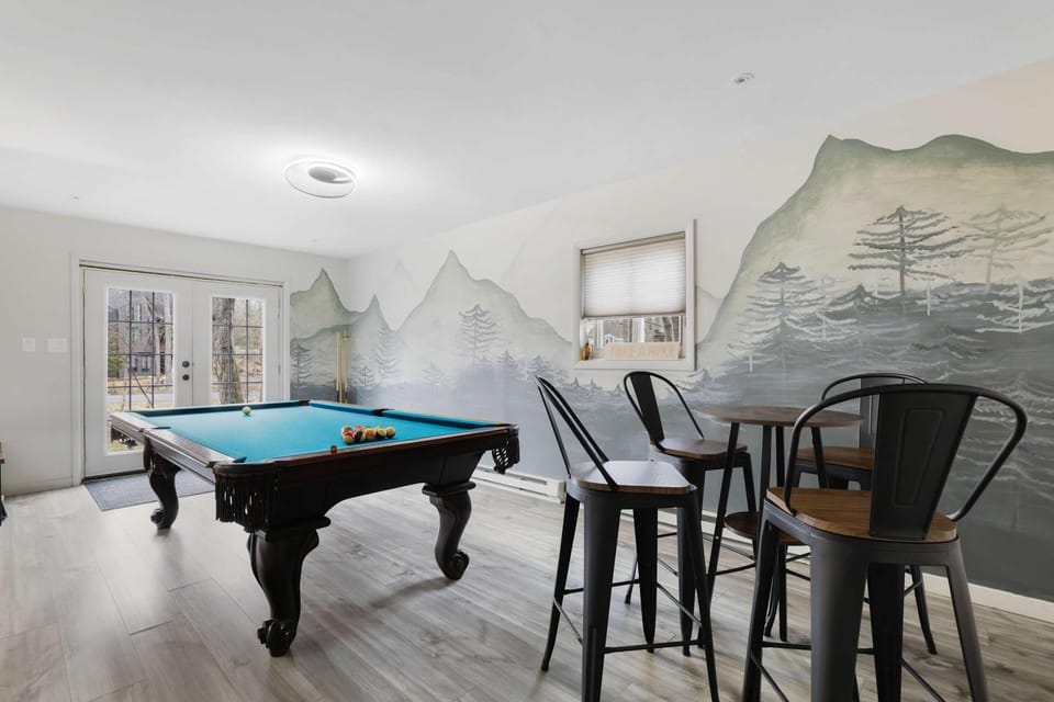 Pocono Escape Fire Pit Game Room Lake Access House in Stroud Township