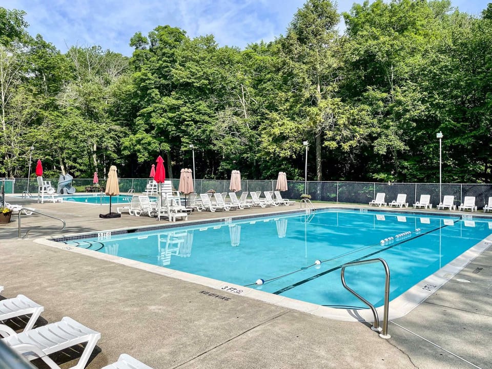 Pocono Escape Fire Pit Game Room Lake Access House in Stroud Township