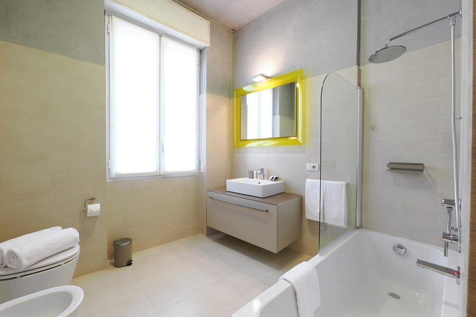 Toilet, Bathroom, Bath, towels