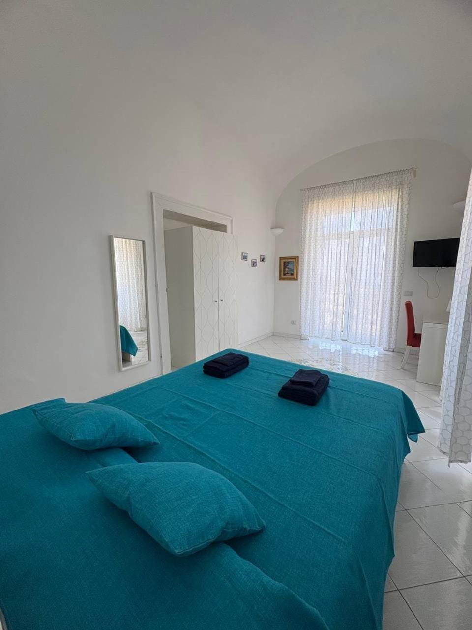 Casa Vacanze Mare Fuori Bed and Breakfast in Vico Equense