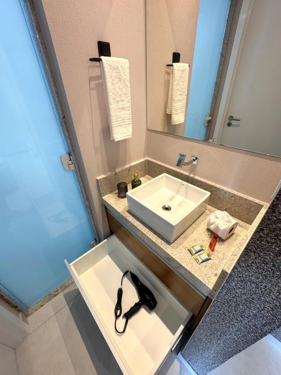 Bathroom, hair dryier, towels