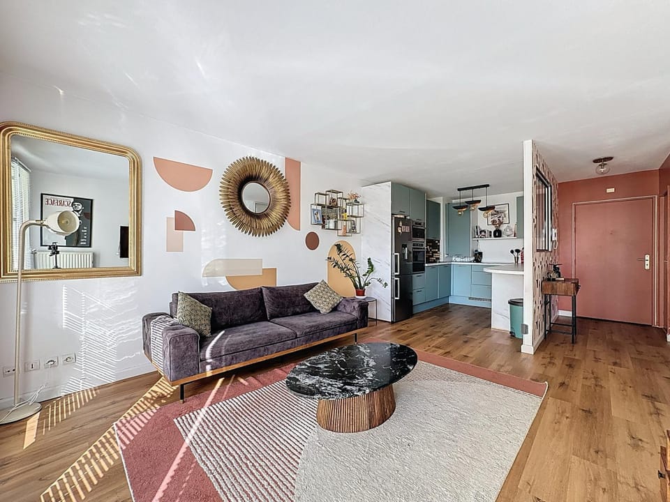 Communal lounge/ TV room, Living room