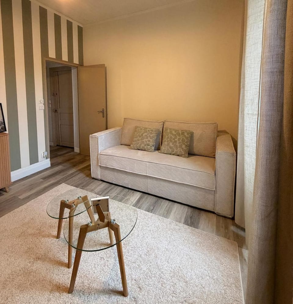 LEB - LE Bel en ville - studio au coeur de Brive Apartment in Nouvelle-Aquitaine