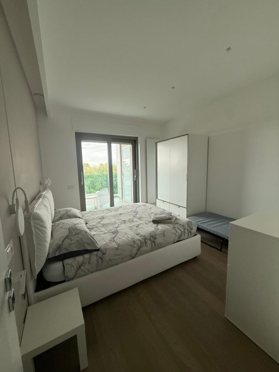 Bed, Bedroom, wardrobe