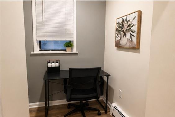 Cozy Budget Room by Wanaque Trails -NYC Access Hostel in West Milford