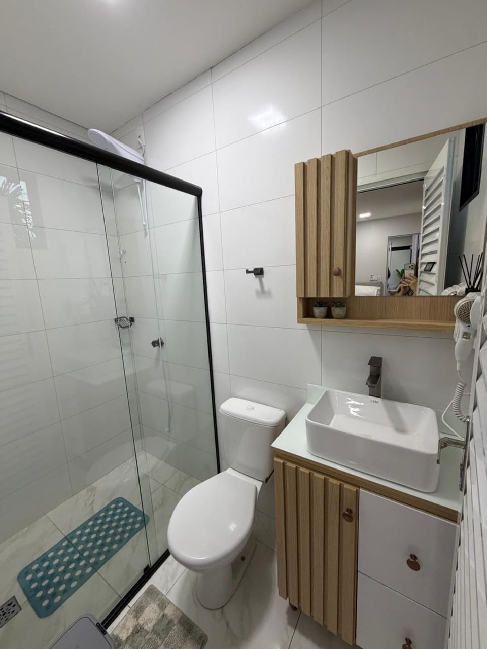 Shower, Bathroom