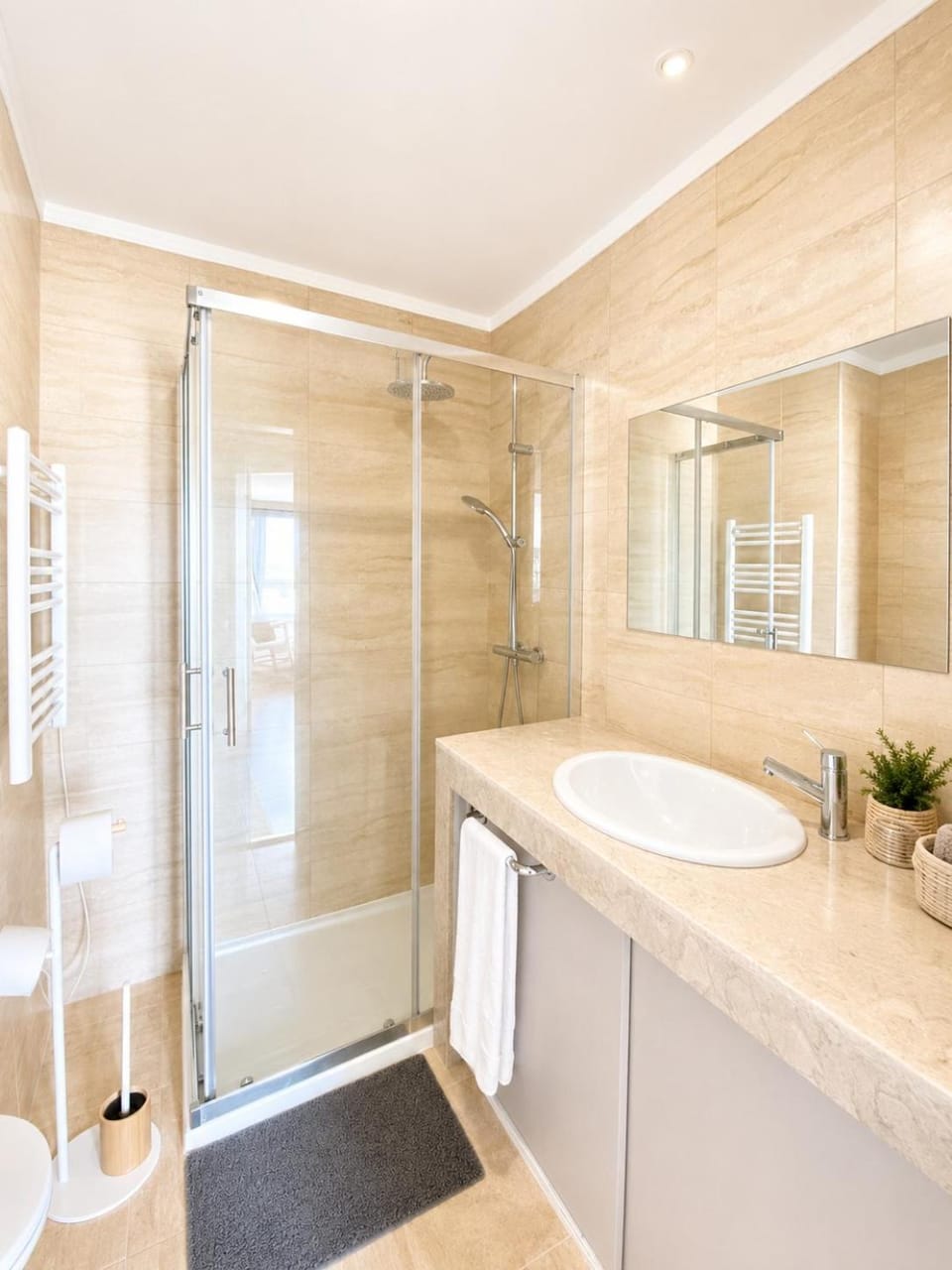 Shower, Bathroom