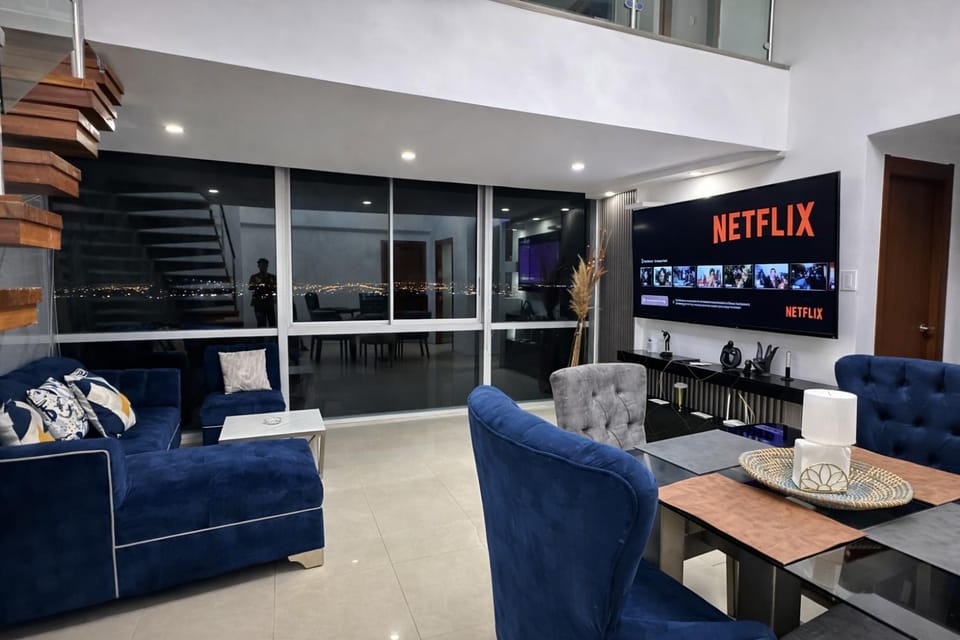 Communal lounge/ TV room, TV and multimedia, Living room, Decorative detail, Dining area, furniture