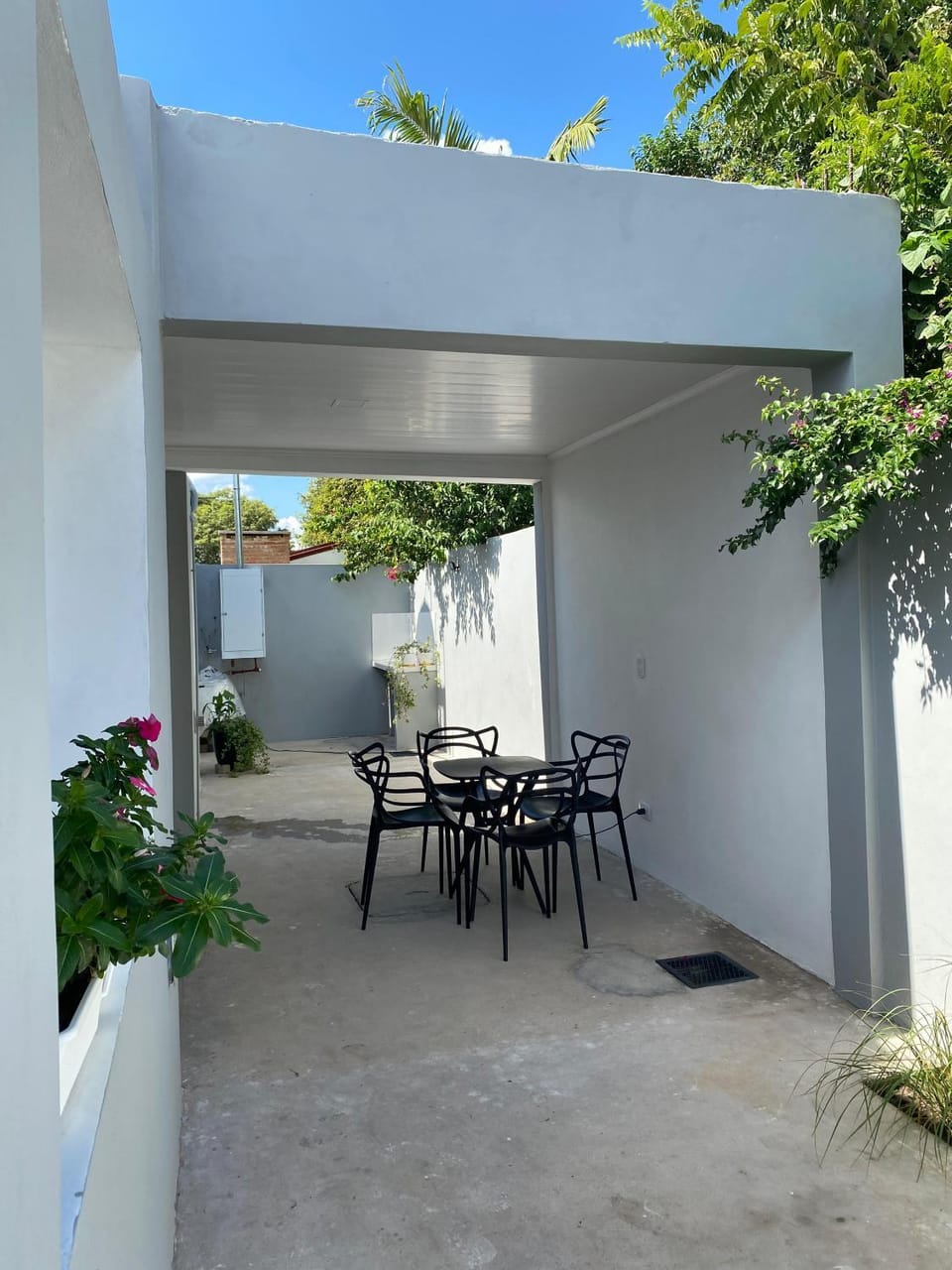 Inner courtyard view