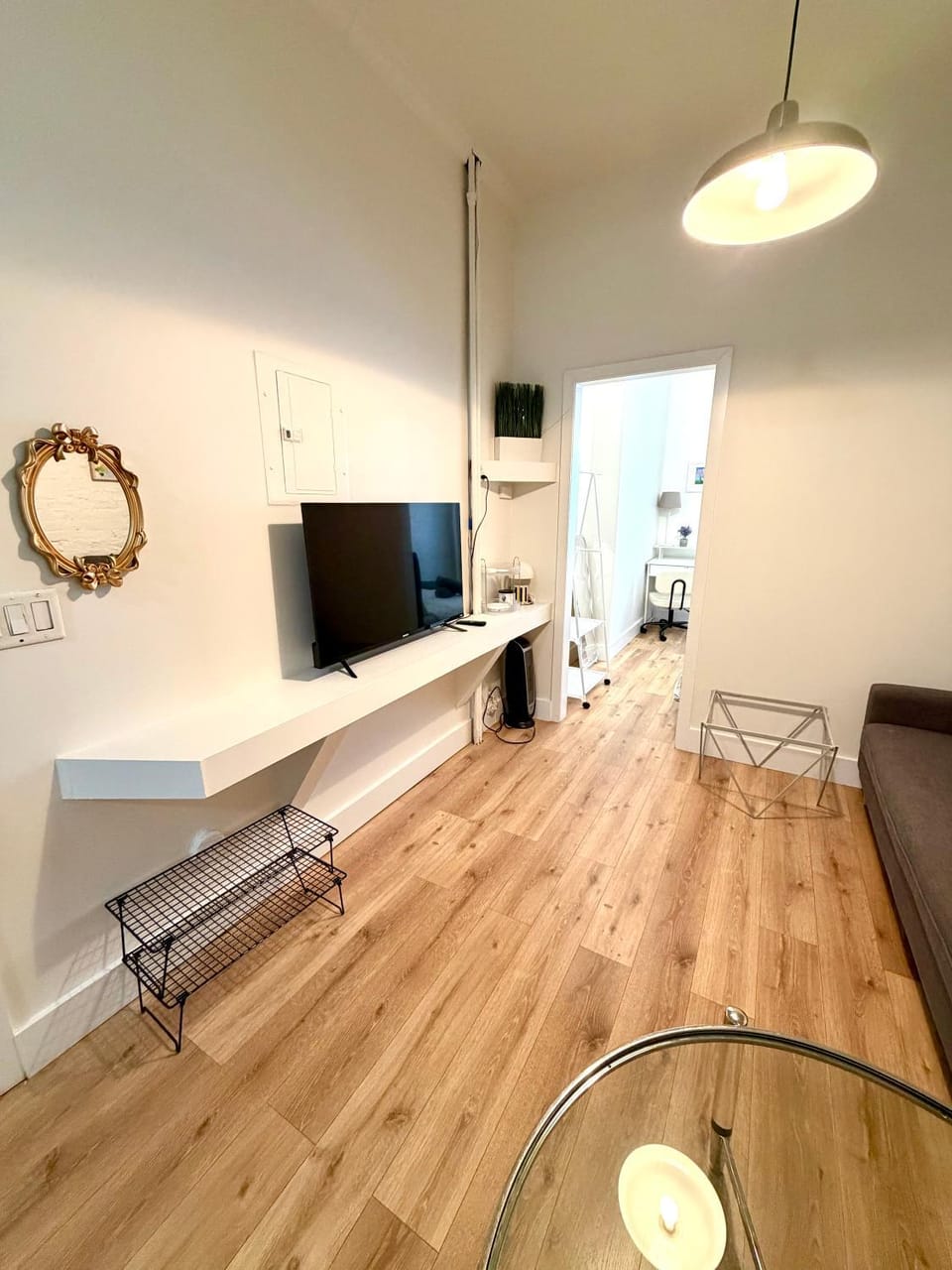 TIME SQUARE PORT AUTHORITY HUDSON YARD MIDTOWN WEST SUPER CONVENIENT 1ST FLOOR 1-BEDROOM APt Apartment in Midtown