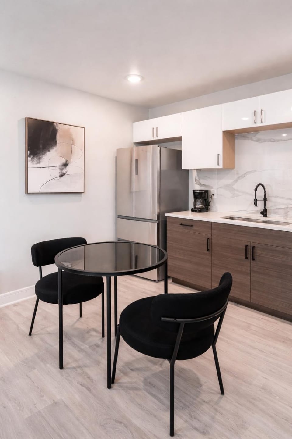 Modern Luxury - Lower Greenville FIFA READY!! Apartment in Dallas