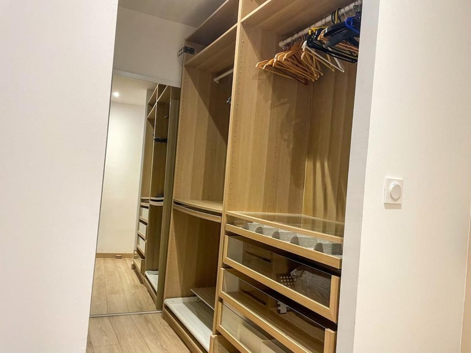 Chic & Dingo - Modern Apartment, Comfort, Wi-Fi Apartment in Auvergne-Rhône-Alpes