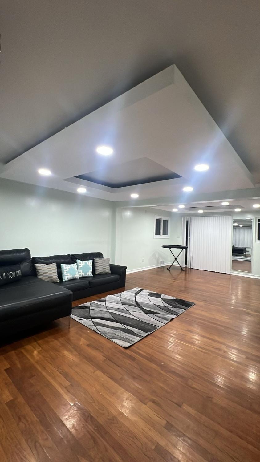 Your Cozy 5BR Family Home House in Woodbridge Township