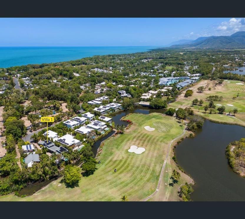 Escape to Paradise Villa 1 Villa in Port Douglas