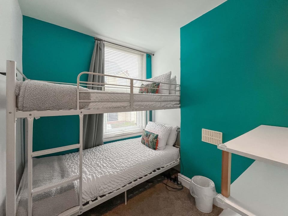 bunk bed