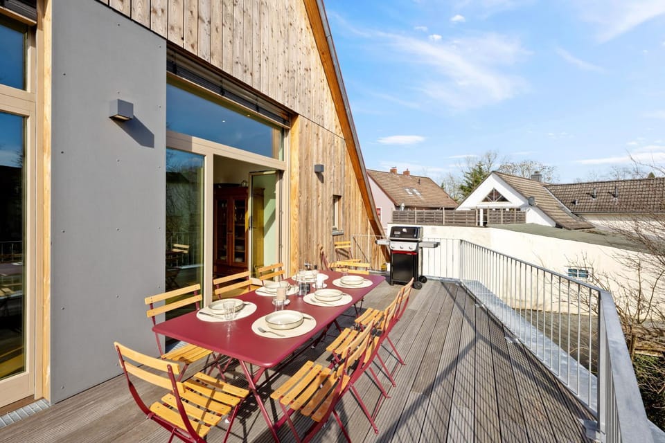 BBQ facilities, Balcony/Terrace, Dining area