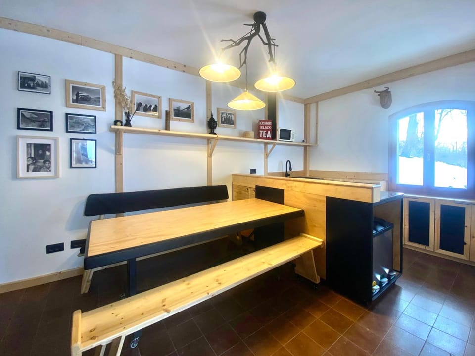 Shangri-La Travellers' Hostel Hostel in Emilia-Romagna