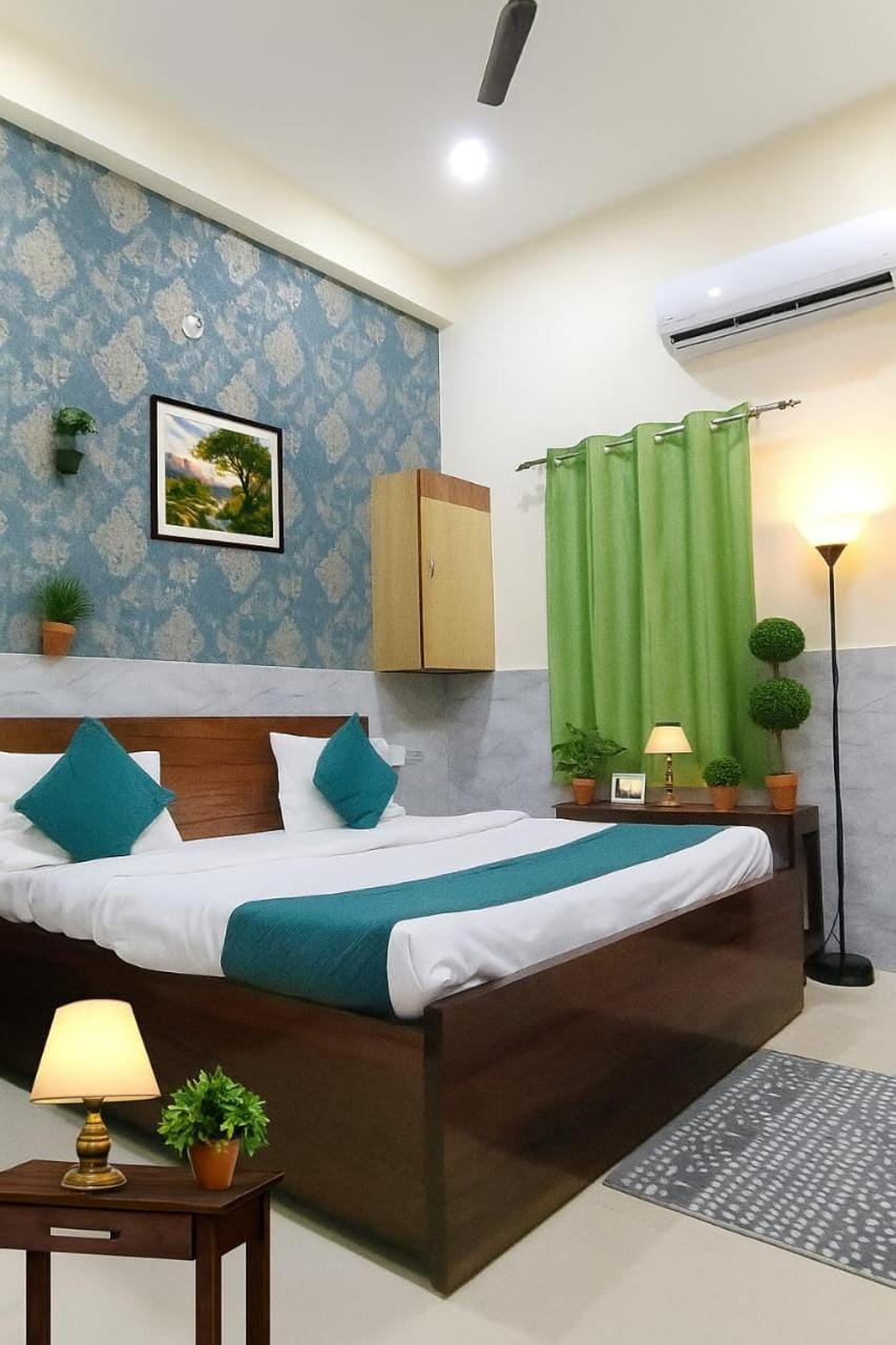 Hotel Residency and Restaurant - TRK Group Hotel in Uttar Pradesh