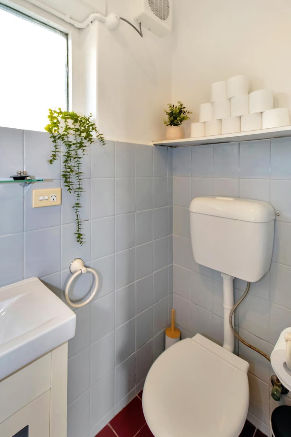 Beachfront Marine Parade - Rooftop BBQ - Luna Park Apartment in Saint Kilda